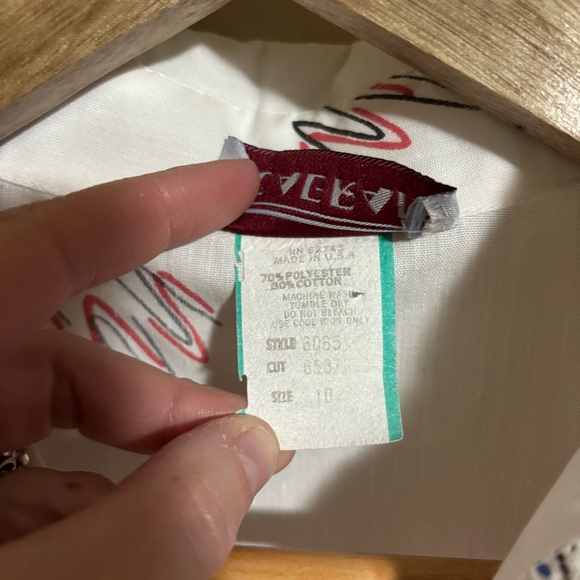 Vintage 90s Taco Bell White Multi Color Abstract Print Button Down Shirt Size 10 - Picture 5 of 6